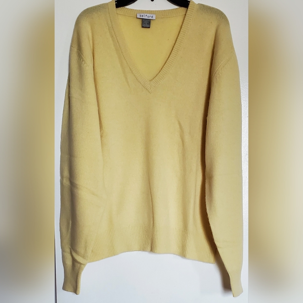 BELFORD Men's Yellow V-Neck Cashmere Sweater